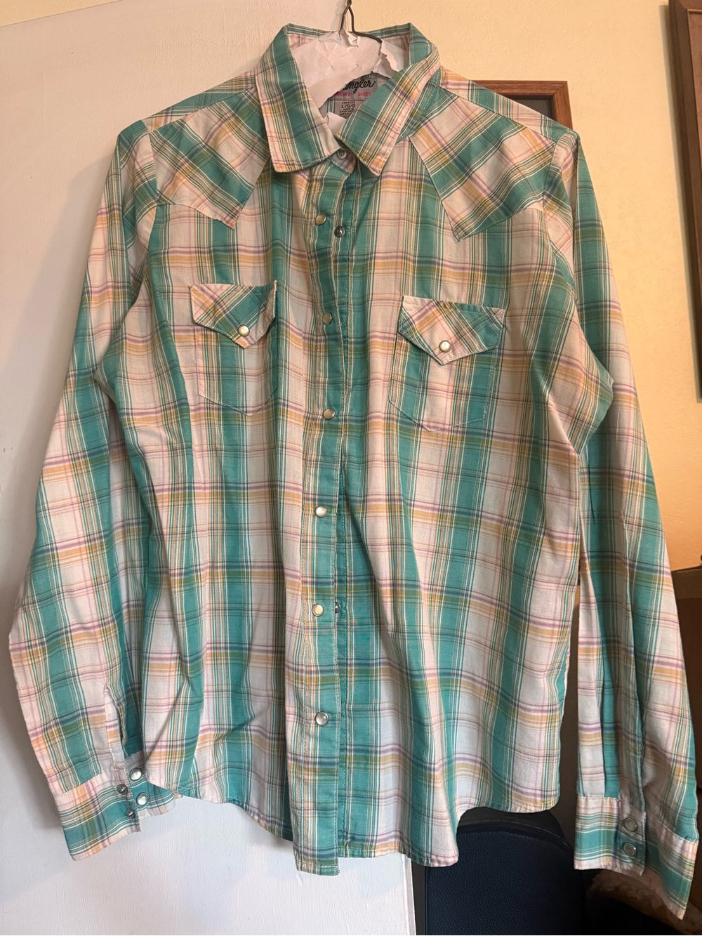 Wrangler Teal and White Plaid pearl snap button Down Western Shirt L